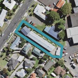 2/18 Coles Crescent, Papakura, Auckland