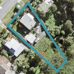 14 Okura River Road, Albany