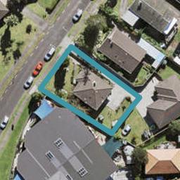 3 Gwendoline Avenue, Te Atatu Peninsula, Auckland