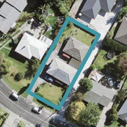 1/13 Dolbear Street, Titirangi, Auckland