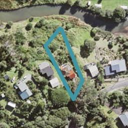 9 Beach Valley Road, New Lynn