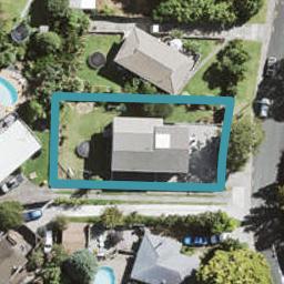 12 Castleford Street, Green Bay, Auckland