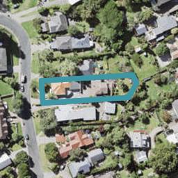 2/39 Seaton Road, Murrays Bay, Auckland