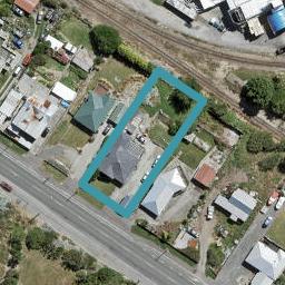 21 Blackwater Street, Bluff