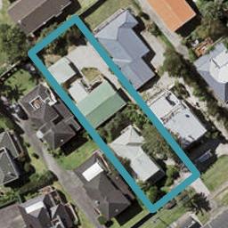 2/144 Sunset Road, Unsworth Heights, Auckland
