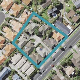2/55 Whitford Road, Botany Downs, Auckland