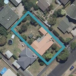 83 Lewis Street, Glenview, Hamilton