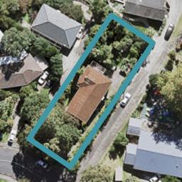 5 McGlashen Place, Beach Haven, Auckland