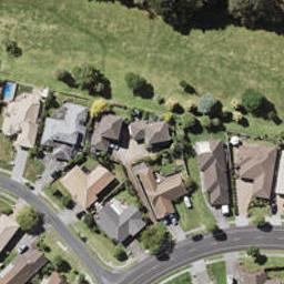 2/51 Golfland Drive, Golflands, Auckland