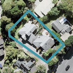 1/898 Beach Road, Waiake, Auckland