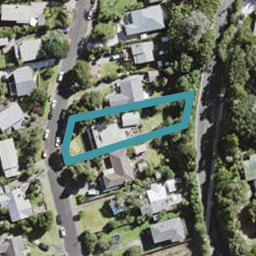 11 Warwick Avenue, Titirangi, Auckland