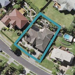 7 Baulcomb Parade, Windsor Park, Auckland