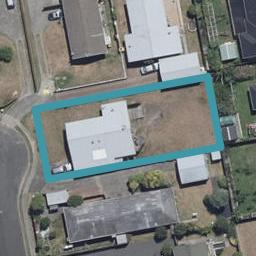 16 Leslie Place, Deanwell, Hamilton