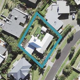 11 Rangi Avenue, Schnapper Rock, Auckland