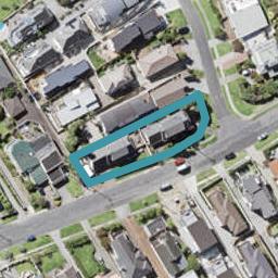 2/11 Takutai Avenue, Bucklands Beach, Auckland