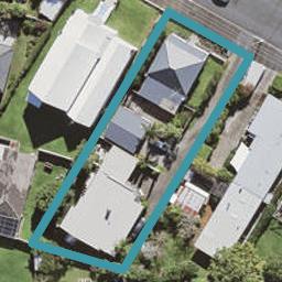 2/12 Rodney Road, Northcote Point, Auckland