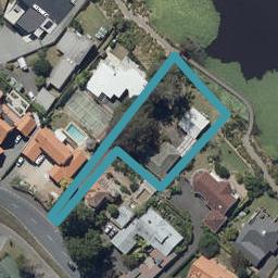 84 Lake Crescent, Hamilton Lake, Hamilton