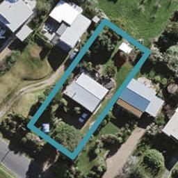19 Alison Road, Surfdale, Waiheke Island