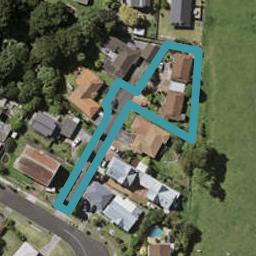 2/21 Hurstbourn Priors, Goodwood Heights, Auckland