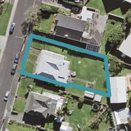 27 Clarence Road, Northcote Point, Auckland