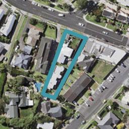 2/74 East Coast Road, Milford, Auckland