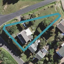 2 Park Road, Surfdale, Waiheke Island
