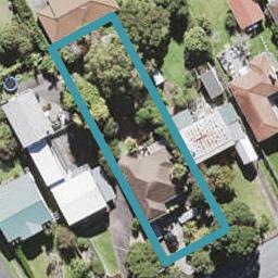 63 Cliff View Drive, Green Bay, Auckland