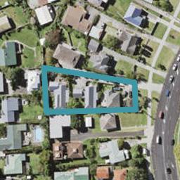 1/252 East Coast Road, Forrest Hill, Auckland