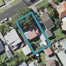 27 Roberts Avenue, Bayswater, Auckland