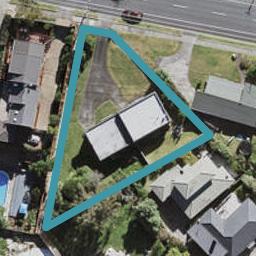2/119 Chivalry Road, Glenfield, Auckland