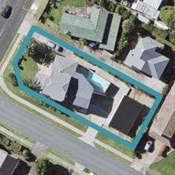 92 Bradbury Road, Botany Downs, Auckland