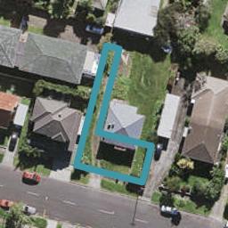 1/2 Princes Avenue, Three Kings, Auckland