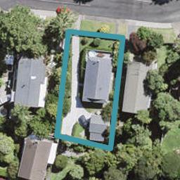 64 Hollywood Avenue, Titirangi, Auckland