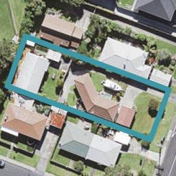 2/9 Vardon Road, Green Bay, Auckland
