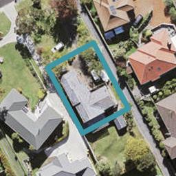 152 Cliff View Drive, Green Bay, Auckland