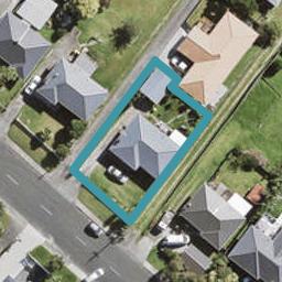 70 Awaroa Road, Sunnyvale, Auckland