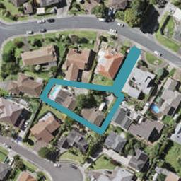 1/10 Landsberg Way, Windsor Park, Auckland