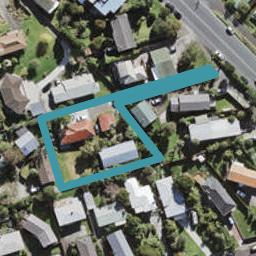 2/300 Glenfield Road, Glenfield, Auckland