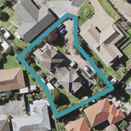 1/7 Camira Place, Botany Downs, Auckland
