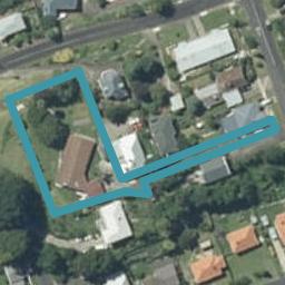 306 Augustus Street South, Thames