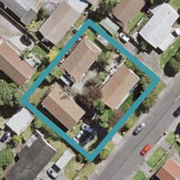 2/17 Chislehurst Street, Henderson, Auckland