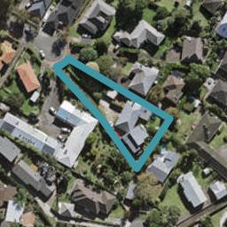 2/11 August Place, Greenlane, Auckland