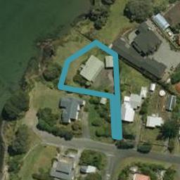 8 Karoro Road, One Tree Point