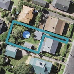16B Ocean View Road, Milford, Auckland