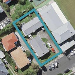 2/19 Bracken Avenue, Takapuna, Auckland