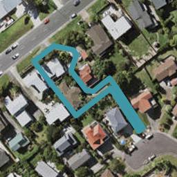 2/93A Sunset Road, Totara Vale, North Shore City