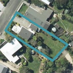 24 Cornwall Place, Tata Beach