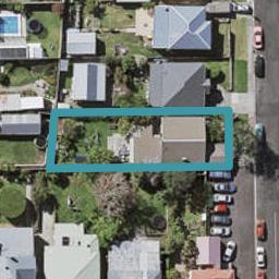 3 Roslyn Terrace, Stanley Point, Auckland