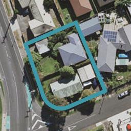 2/2 Burrell Avenue, Manukau Central, Auckland