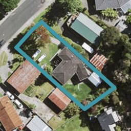 12 Staincross Street, Green Bay, Auckland